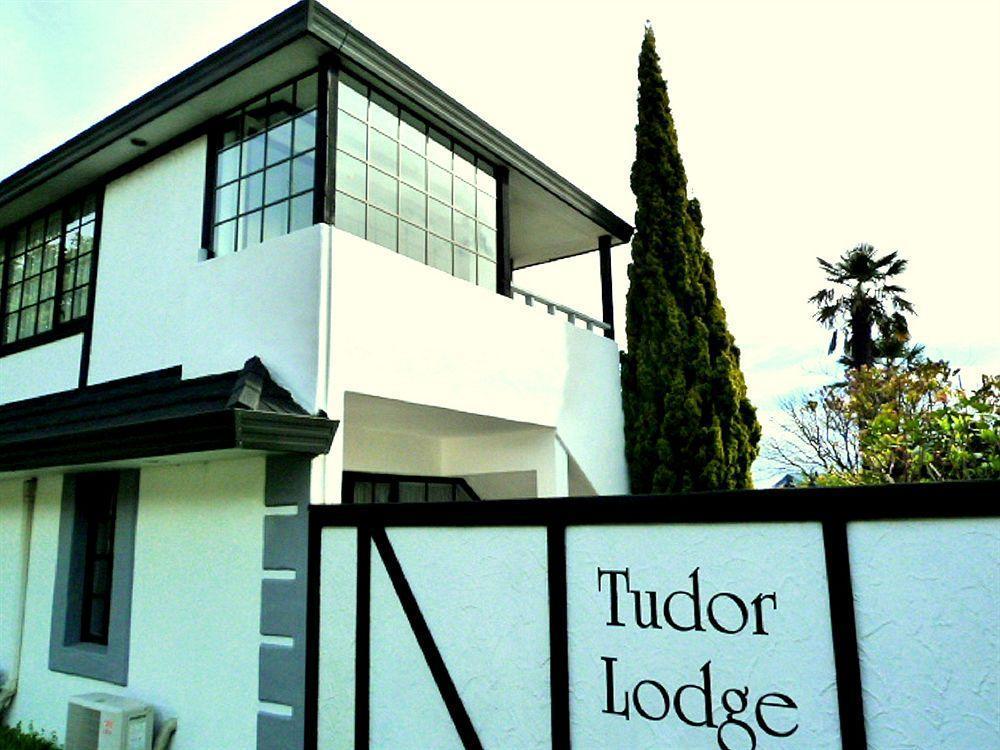 Tudor Lodge Motel Nelson Exterior foto